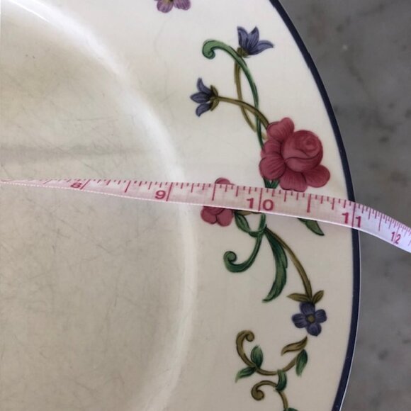 LENOX Rose Garden Dinner Plates Casual Images @ 11" - Picture 14 of 14